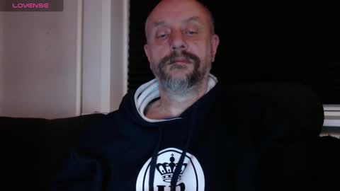 MrLazy online show from December 26, 2024, 6:33 pm