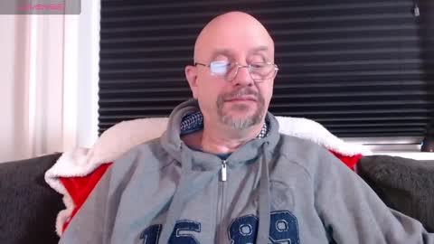 MrLazy online show from January 5, 2025, 12:52 am