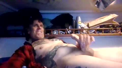 hardnthick online show from October 19, 2025, 9:48 pm