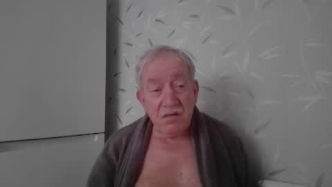 Snapshot of hardon4u123456789 chatting on November 5, 2025, 2:28 pm hardon4u123456789 online show from November 5, 2025, 2:28 pm