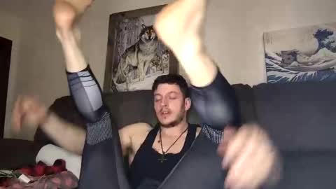 hardselfsucker1 online show from April 25, 2026, 1:08 am