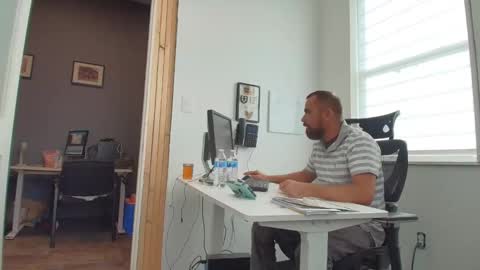 hardworkertn online show from November 18, 2025, 6:45 pm