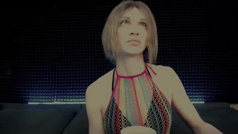 Miss Hardy online show from January 18, 2026, 4:16 am