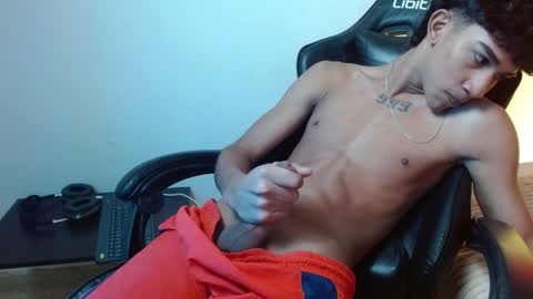 Snapshot of haresandpame_mds chatting on December 23, 2024, 4:28 pm Hares online show from December 23, 2024, 4:28 pm