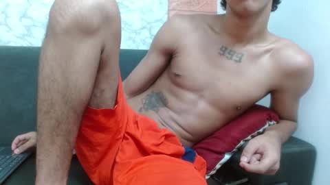 Snapshot of haresandpame_mds chatting on February 27, 2025, 12:34 pm Hares online show from February 27, 2025, 12:34 pm