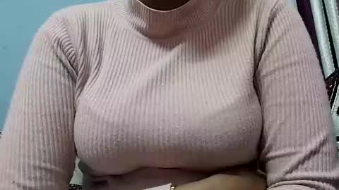 Sweety online show from March 12, 2025, 2:41 am