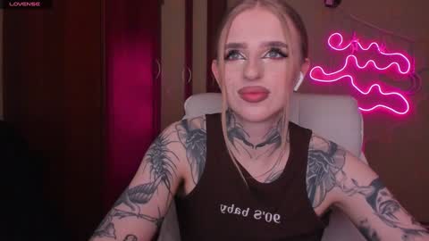 Snapshot of harley_kimm chatting on January 31, 2025, 4:58 am Julia online show from January 31, 2025, 4:58 am