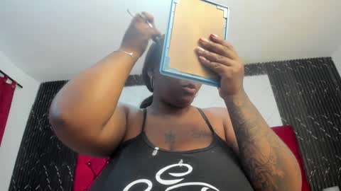 Snapshot of harleyevaans chatting on December 4, 2024, 12:14 pm Harley Evaans online show from December 4, 2024, 12:14 pm