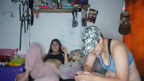    online show from February 4, 2025, 10:55 pm