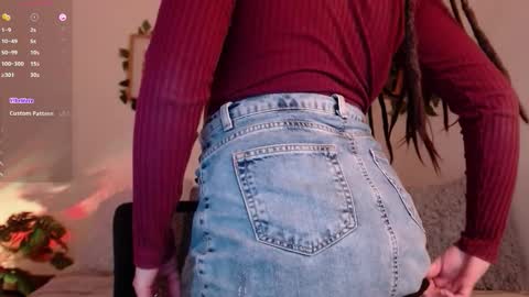 Snapshot of harmonyy01 chatting on September 19, 2025, 2:35 am Harmony Please help me to reach 100 thumbs up online show from September 19, 2025, 2:35 am