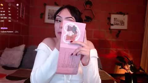 Harmony    Please help me to reach 100 thumbs up online show from March 29, 2026, 4:23 am