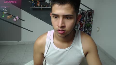 Snapshot of harold_18_ chatting on December 19, 2024, 7:40 pm harold_18_ online show from December 19, 2024, 7:40 pm