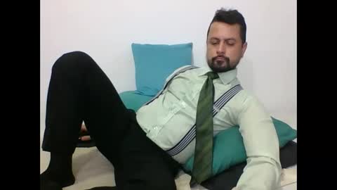  Harry    online show from November 21, 2025, 8:40 pm