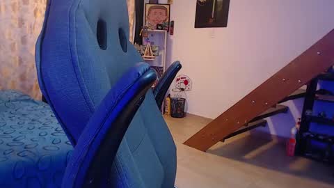 Snapshot of harry_reems_ chatting on December 21, 2024, 5:03 am OMAR online show from December 21, 2024, 5:03 am