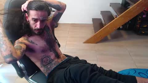 Snapshot of harry_reems_ chatting on December 28, 2024, 2:53 pm OMAR online show from December 28, 2024, 2:53 pm