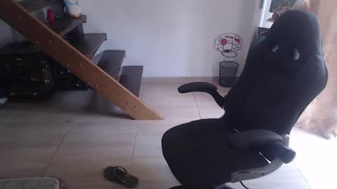 Snapshot of harry_reems_ chatting on January 14, 2025, 5:45 pm OMAR online show from January 14, 2025, 5:45 pm