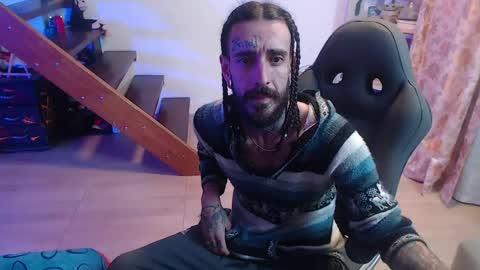 Snapshot of harry_reems_ chatting on January 20, 2025, 8:52 am OMAR online show from January 20, 2025, 8:52 am