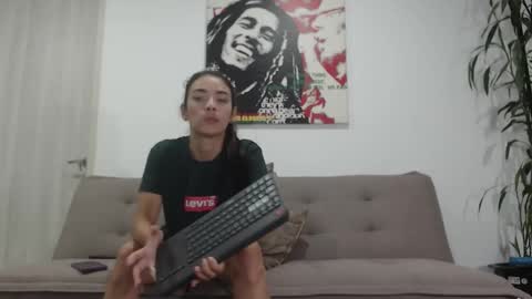 Snapshot of harrycum4you chatting on May 23, 2026, 4:29 am hannaandharri online show from May 23, 2026, 4:29 am