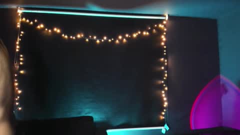  ... online show from September 30, 2025, 4:39 am