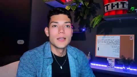 Snapshot of harrydavidsonx chatting on June 23, 2026, 4:38 pm ... online show from June 23, 2026, 4:38 pm