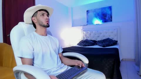 Snapshot of harryfosster chatting on March 2, 2026, 6:37 pm Harry online show from March 2, 2026, 6:37 pm