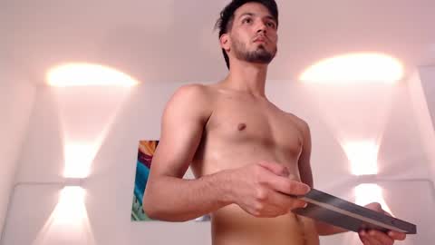 Harry online show from April 15, 2026, 7:58 pm