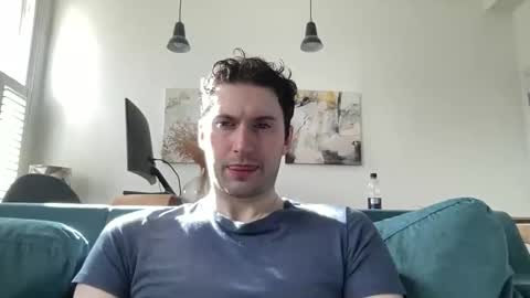 harryisstillawhore online show from April 12, 2026, 8:41 am