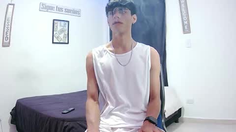 harry thomson online show from November 13, 2025, 4:55 am