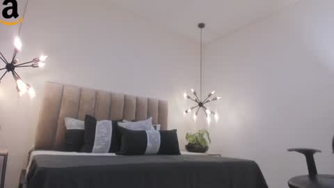 Harry Jones online show from December 15, 2024, 8:25 pm