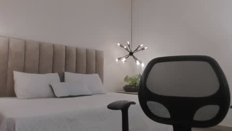 Harry Jones online show from January 17, 2025, 5:41 pm