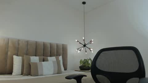 Harry Jones online show from February 28, 2025, 5:59 pm