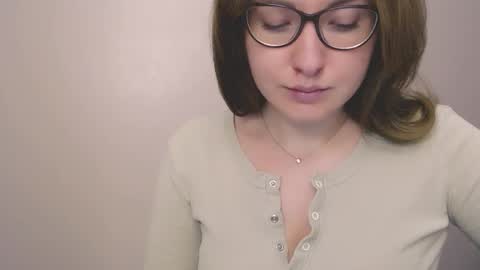 hartfoxx online show from December 15, 2025, 2:21 pm