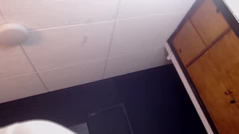 hat_guy01 online show from February 7, 2026, 9:29 pm