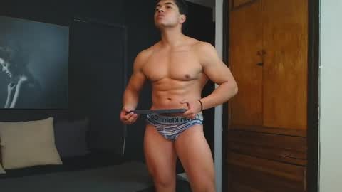 hat_guy01 online show from July 21, 2026, 10:01 pm