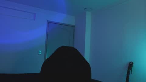 Snapshot of hatsumotokyoto chatting on September 25, 2025, 4:49 am More content 2 online show from September 25, 2025, 4:49 am