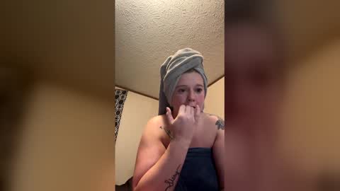 havannahx97 online show from April 6, 2026, 4:43 am