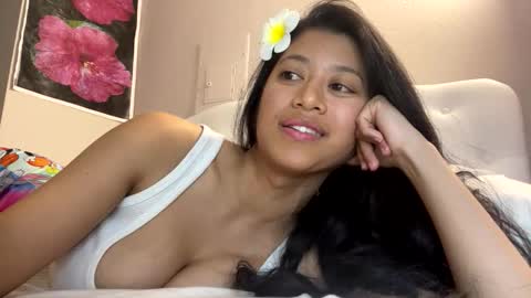 hawaiigirl_ online show from February 5, 2026, 8:08 am