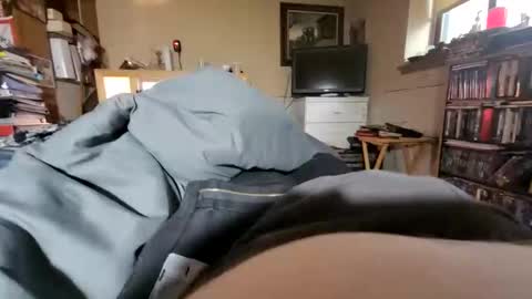 hawkfan1888 online show from October 15, 2025, 5:13 pm