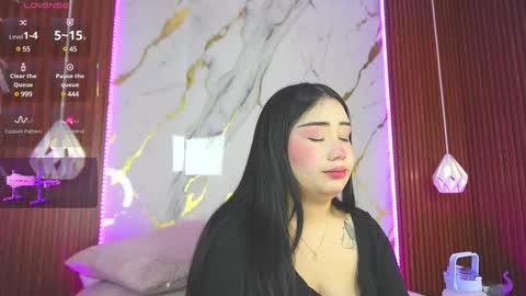 Snapshot of hay1_ chatting on February 12, 2025, 4:12 am haylie See you tonight at 8pm Colombia time online show from February 12, 2025, 4:12 am