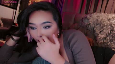 Snapshot of hay_fa chatting on October 24, 2025, 11:17 am HAYFA online show from October 24, 2025, 11:17 am