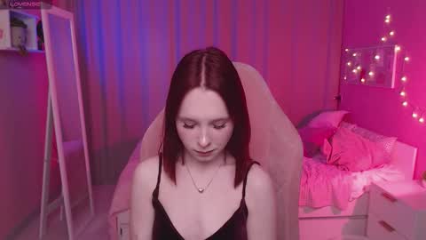 Mia online show from March 15, 2026, 8:20 am