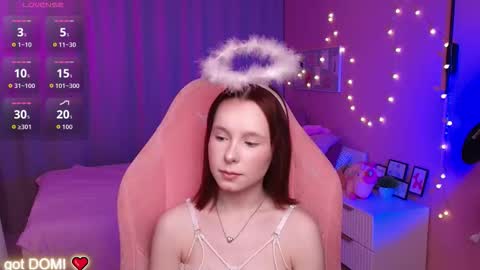 Mia online show from March 22, 2026, 8:07 am