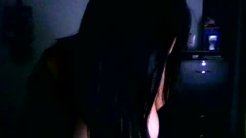 Snapshot of haylie85 chatting on November 2, 2025, 2:25 am haylie85 online show from November 2, 2025, 2:25 am