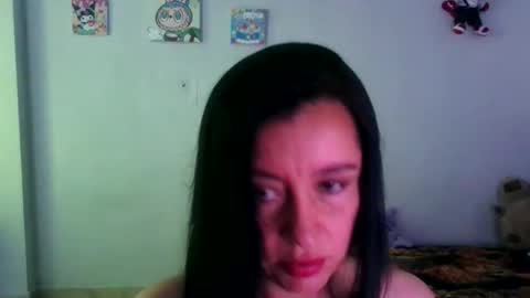 Snapshot of haylie85 chatting on November 17, 2025, 6:46 pm haylie85 online show from November 17, 2025, 6:46 pm