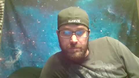 hazel198812 online show from February 11, 2026, 9:31 pm
