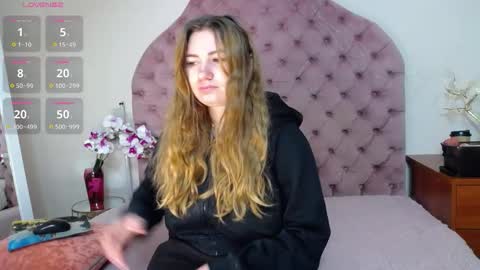 Snapshot of hazel_agata chatting on January 18, 2026, 7:01 am Agata online show from January 18, 2026, 7:01 am