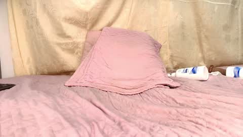 Snapshot of hazel_kataleya chatting on January 8, 2025, 10:16 pm kataleya online show from January 8, 2025, 10:16 pm