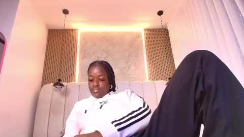 Snapshot of hazel_kataleya chatting on June 10, 2026, 7:24 pm kataleya online show from June 10, 2026, 7:24 pm