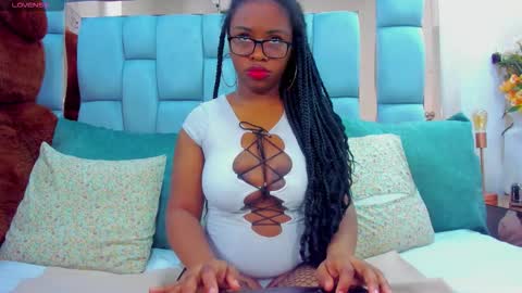 Snapshot of hazel_lanee chatting on February 22, 2026, 11:03 pm hazel_lanee online show from February 22, 2026, 11:03 pm