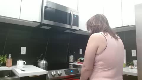 Hazel online show from February 4, 2026, 3:07 pm